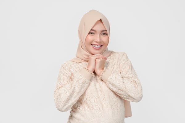 Rok Plisket vs Rok Rempel: Mana yang Cocok untuk Anda?